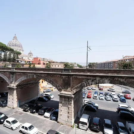 Romolo - Domus San Pietro * Róma