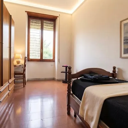 Romolo - Domus San Pietro * Roma